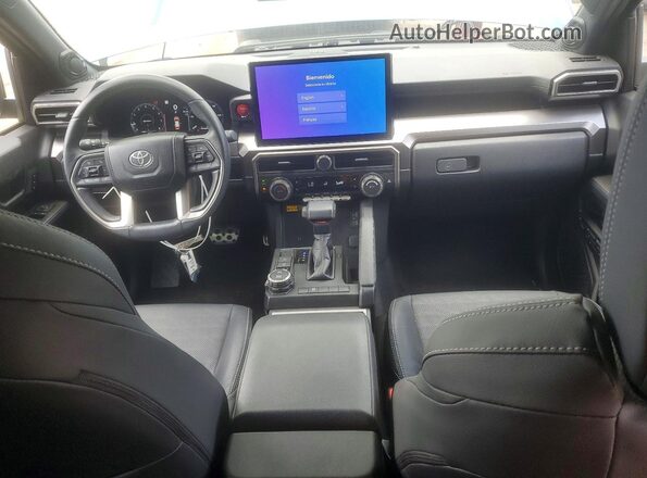 JTEVA5BR3S5058357 2025 TOYOTA 4RUNNER Blue Widok deski rozdzielczej