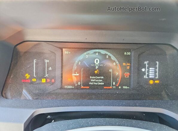JTEVA5BR7S5024681 2025 TOYOTA 4RUNNER Silver ხელსაწყოთა პანელის ხედი