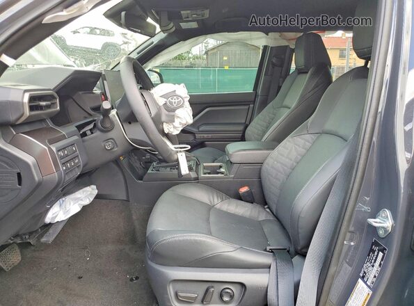 JTEVA5BR7S5071192 2025 TOYOTA 4RUNNER Серый Вид салона спереди