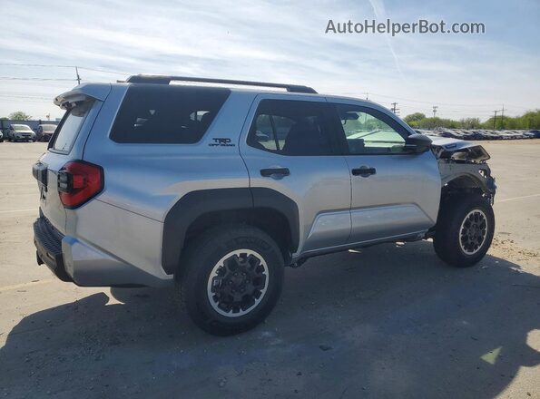 JTEVB5BR7T5032214 2026 TOYOTA 4RUNNER Silver Задня права чверть
