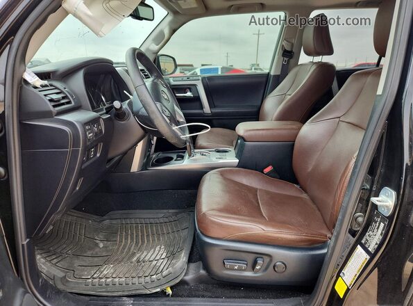 JTEZU5JR4L5214286 2020 TOYOTA 4RUNNER Black Front interior view