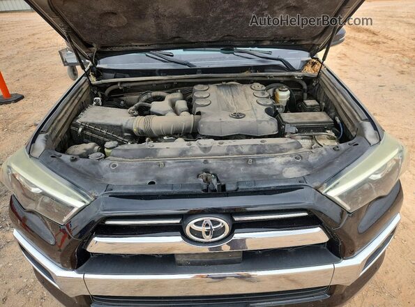JTEZU5JR4L5214286 2020 TOYOTA 4RUNNER Black Rear interior view