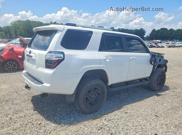 JTEZU5JR4L5225904 2020 TOYOTA 4RUNNER White Задня права чверть