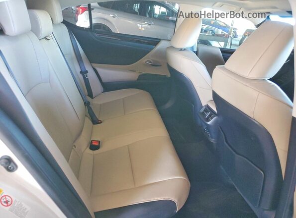 JTHB21B12K2012879 2019 LEXUS ES White Вид задніх сидінь