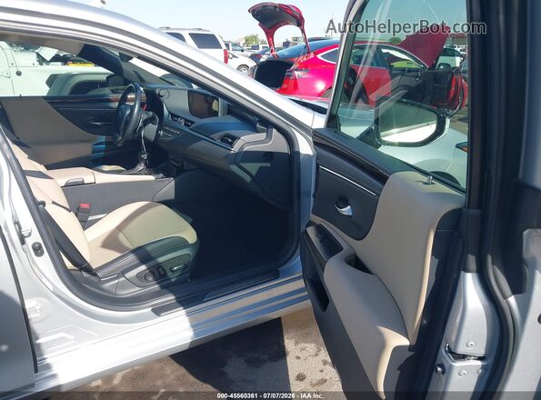 JTHB21B16K2023433 2019 LEXUS ES 300H Silver Вид салону спереду