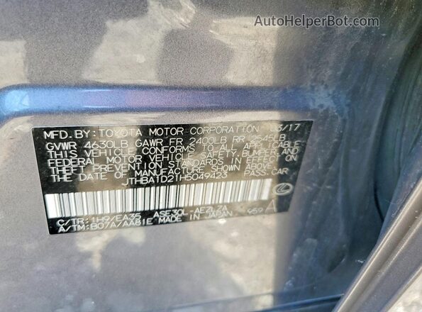 JTHBA1D21H5049423 2017 LEXUS IS Silver ძრავის განყოფილების ხედი