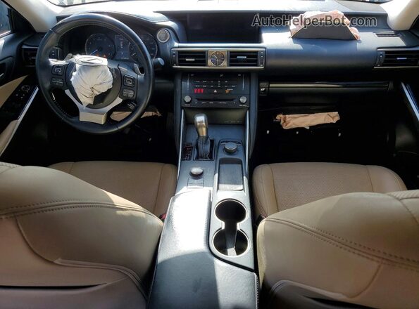 JTHBA1D21J5075669 2018 LEXUS IS Silver Вид панелі приладів