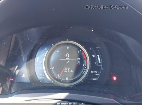 JTHBA1D22H5039225 2017 LEXUS IS 200T White Widok tylnych siedzeń