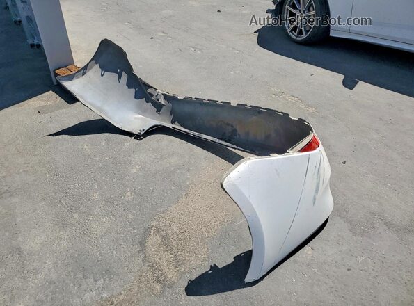 JTHBA1D23H5055871 2017 LEXUS IS White Engine compartment view