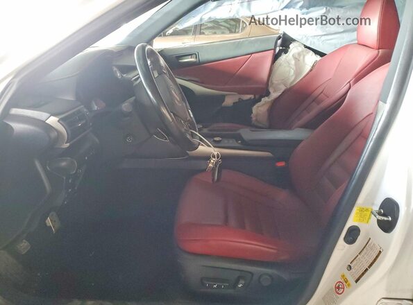 JTHBA1D23J5062292 2018 LEXUS IS White Вид салону спереду