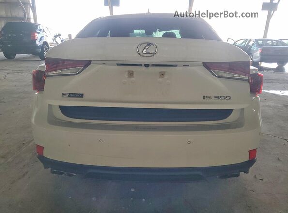 JTHBA1D23J5062292 2018 LEXUS IS White Вид ззаду