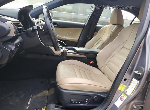 JTHBA1D23J5071803 2018 LEXUS IS Gray Widok wnętrza z przodu