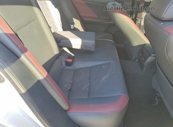 JTHBA1D24J5081675 2018 LEXUS IS Белый Вид задних сидений