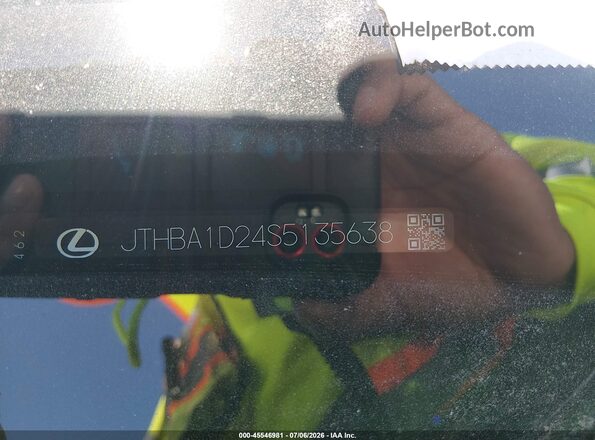 JTHBA1D24S5135638 2025 LEXUS IS 300 White Вид підкапотного простору