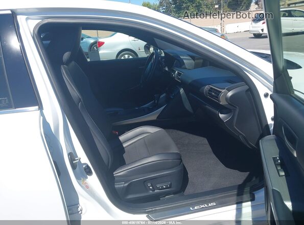 JTHBA1D25J5062018 2018 LEXUS IS 300 White Front interior view