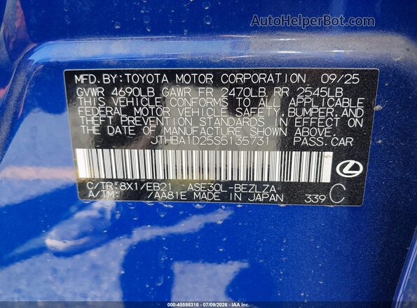 JTHBA1D25S5135731 2025 LEXUS IS 300 Blue Vista del compartimento del motor