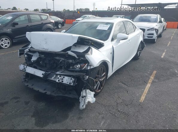 JTHBA1D26J5067308 2018 LEXUS IS 300 Белый Передняя левая четверть