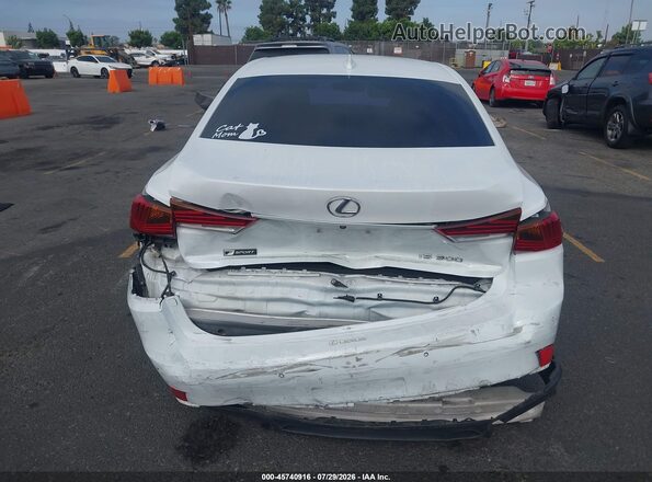 JTHBA1D26J5067308 2018 LEXUS IS 300 Белый 
