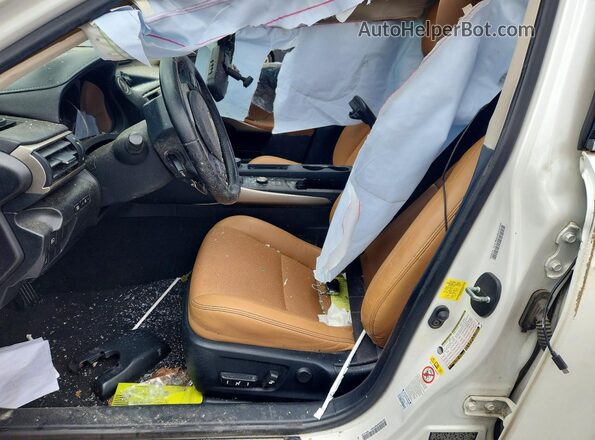 JTHBA1D27J5075210 2018 LEXUS IS White Սալոնի դիմացի տեսք