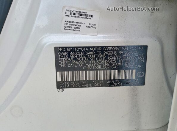JTHBA1D28J5074342 2018 LEXUS IS White Շարժիչի բաժամունքի տեսք