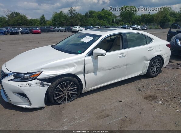JTHBK1GG4G2238703 2016 LEXUS ES 350 White Widok z przodu