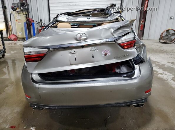 JTHBK1GG8G2236338 2016 LEXUS ES Silver Vista trasera