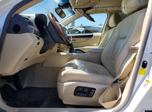 JTHBL5EF0G5140457 2016 LEXUS LS White Vista interior delantera