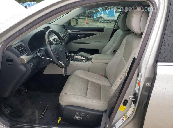 JTHBL5EF9G5142899 2016 LEXUS LS Silver წინა სალონის ხედი