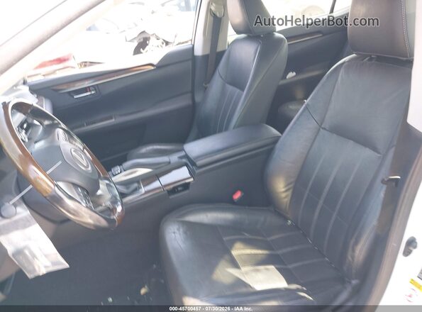 JTHBW1GG3H2153647 2017 LEXUS ES 300H Белый 