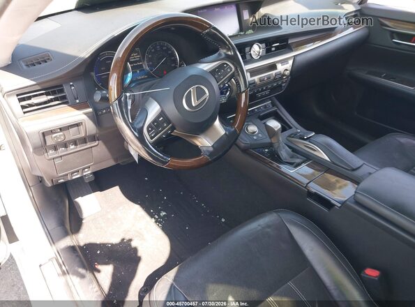 JTHBW1GG3H2153647 2017 LEXUS ES 300H Белый 