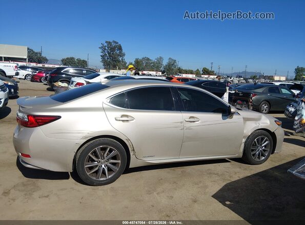 JTHBW1GG3J2187450 2018 LEXUS ES 300H Gold Vista interior trasera
