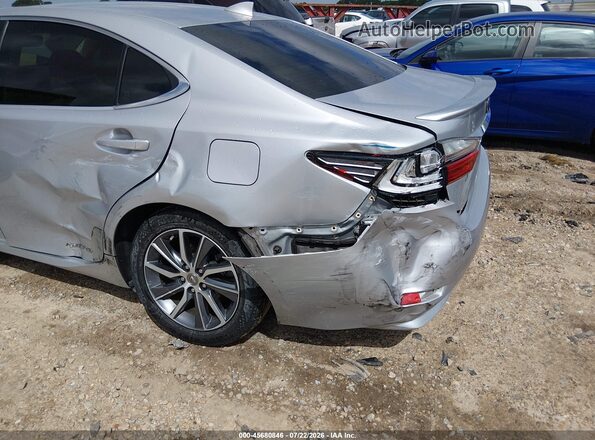 JTHBW1GG7J2181909 2018 LEXUS ES 300H Серебряный 