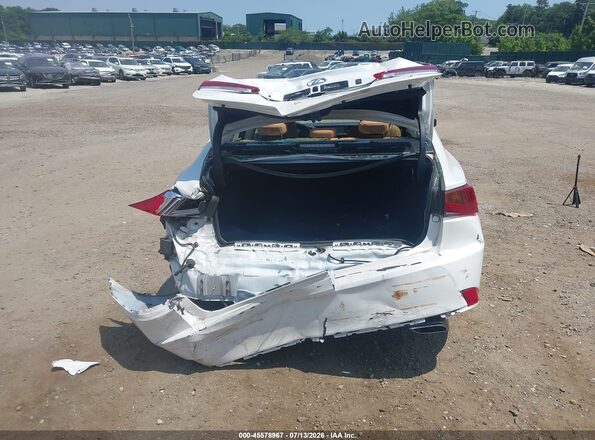 JTHC81D20J5033039 2018 LEXUS IS 300 White Вид спереду