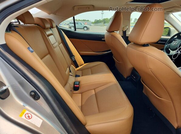 JTHC81D27J5029313 2018 LEXUS IS Silver Вид задніх сидінь