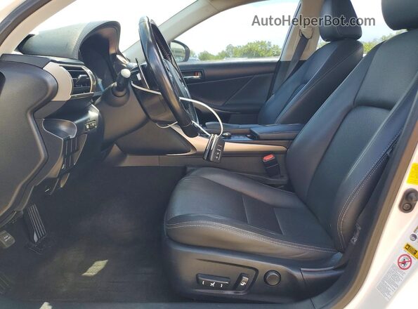 JTHCM1D24G5005782 2016 LEXUS IS White Widok wnętrza z przodu