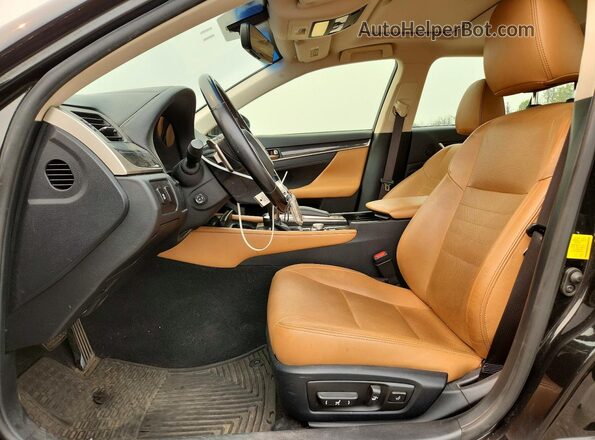 JTHCZ1BL9GA001778 2016 LEXUS GS Black Вид салону спереду