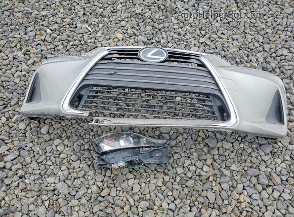 JTHCZ1D29J5015278 2018 LEXUS IS Silver Widok komory silnika