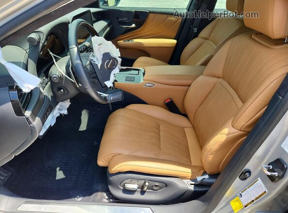 JTHD51FF7R5020796 2024 LEXUS LS Silver Widok wnętrza z przodu