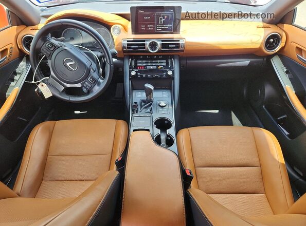 JTHDA1D26N5121740 2022 LEXUS IS Red Widok deski rozdzielczej