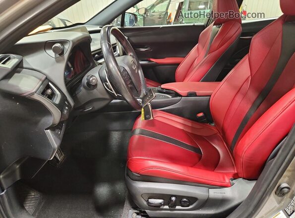 JTHE9JBH3L2032677 2020 LEXUS UX Silver წინა სალონის ხედი
