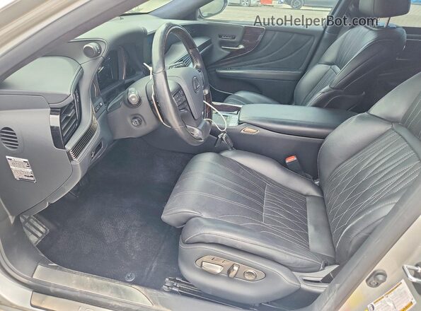 JTHG5LFF9L5011260 2020 LEXUS LS Silver Սալոնի դիմացի տեսք