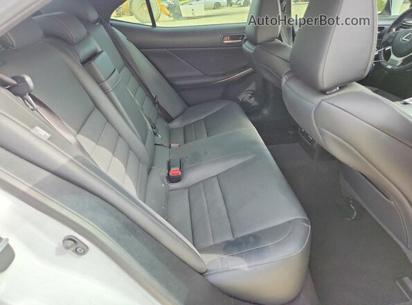 JTHGA1D21L5105438 2020 LEXUS IS White Vista de los asientos traseros