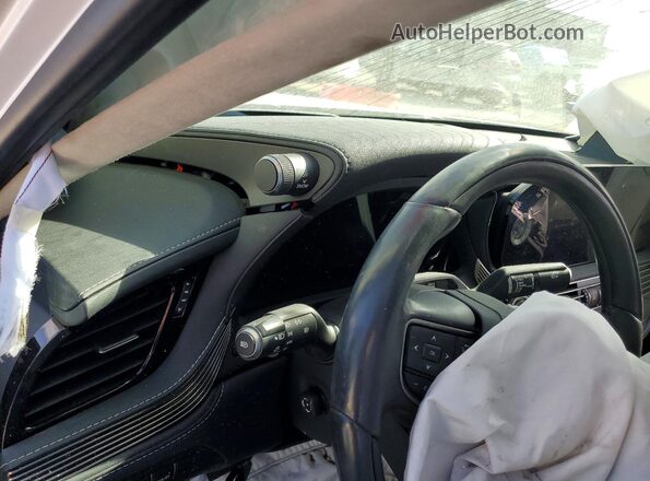 JTHGYLGF3P5002615 2023 LEXUS LS White Vista del cuadro de instrumentos
