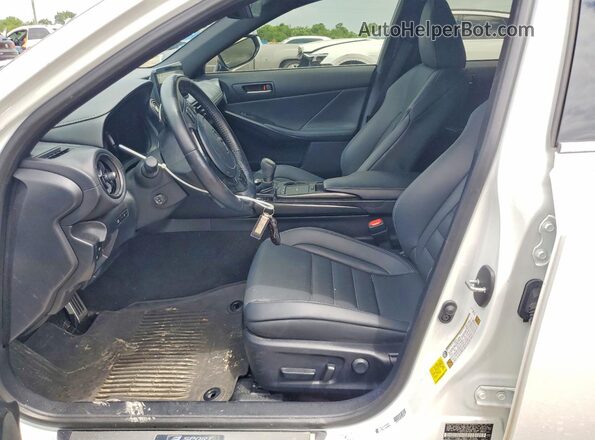 JTHGZ1B22P5071933 2023 LEXUS IS White წინა სალონის ხედი