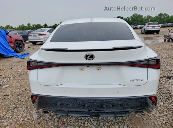 JTHGZ1B22R5076827 2024 LEXUS IS White Вид ззаду