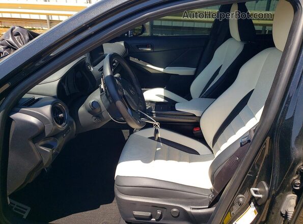 JTHGZ1B23P5070774 2023 LEXUS IS Black Vista interior delantera