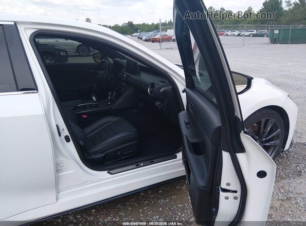JTHGZ1B28M5046594 2021 LEXUS IS 350 White Front interior view