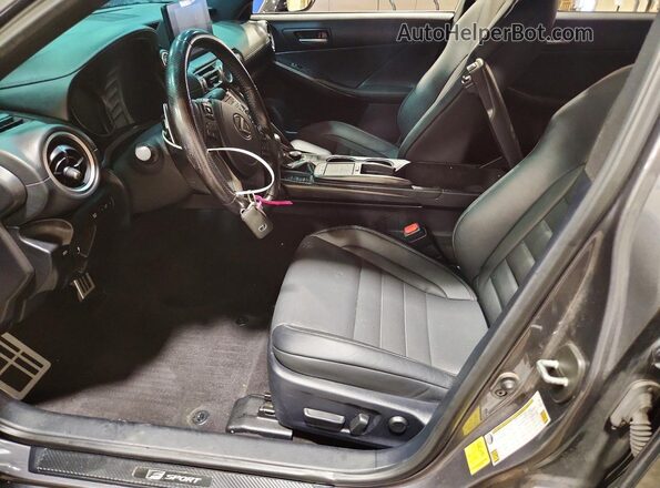 JTHGZ1E26M5020409 2021 LEXUS IS Серый Вид салона спереди