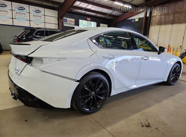 JTHGZ1E26R5037346 2024 LEXUS IS White Задня права чверть