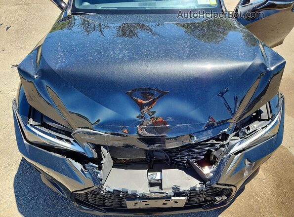 JTHGZ1E27R5036321 2024 LEXUS IS Black Սալոնի հետևի տեսք